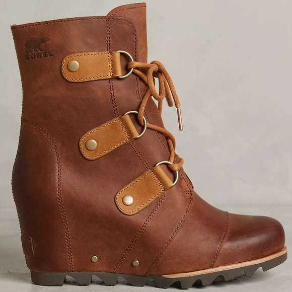 Never Worn Sorel Joan of Arctic Wedge Weather Boots - Picture 2 of 12